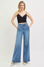 Carregar imagem no visualizador da galeria, RISEN Tummy Control Elastic Band High Rise Wide Jeans