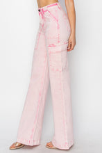 Load image into Gallery viewer, RISEN High Rise Cargo Pocket Pink Washed Denim Jeans