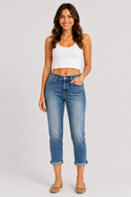 Carica l'immagine nel visualizzatore di Gallery, Judy Blue Cuffed Hem Blue Denim Skinny Jeans