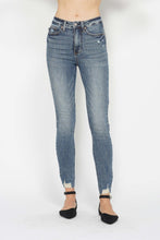Load image into Gallery viewer, Judy Blue Tummy Control Vintage Wash Hem Destroy Blue Denim Skinny Jeans