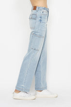 Load image into Gallery viewer, Judy Blue Straight Leg Light Blue Denim Cargo Jeans