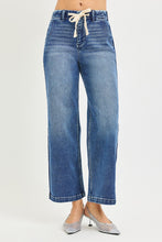 Load image into Gallery viewer, RISEN Elastic Band High Rise Cropped Wide Jeans