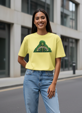 Загрузить изображение в средство просмотра галереи, Nature's Green Legend Happy St. Patrick's Day Clover Tree T-Shirt