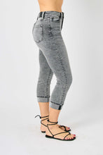 Load image into Gallery viewer, Judy Blue Sasha High Waist Cuffed Button Fly Gray Denim Capri Jeans