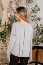 Cargar imagen en el visor de la galería, Sew In Love Gray Contrast Stitched Long Sleeve Top
