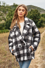 Ladda upp bild till gallerivisning, Davi &amp; Dani Fuzzy Boucle Textured Double Breasted Coat
