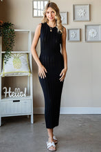 Cargar imagen en el visor de la galería, First Love Black Ribbed Knit Sleeveless Fitted Midi Dress
