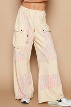 Cargar imagen en el visor de la galería, POL Crochet Contrast Drawstring Wide Leg Pants
