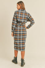 Carregar imagem no visualizador da galeria, Mable Plaid Flannel Front Tie Button Down Shirt Dress
