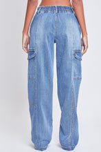 Carregar imagem no visualizador da galeria, YMI Jeanswear Blue Washed Straight Leg Denim Cargo Jeans
