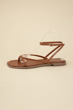 Load image into Gallery viewer, Top Moda Black Strappy Flat Sandals
