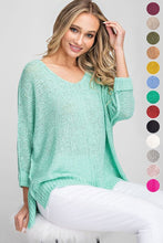 Carregar imagem no visualizador da galeria, Crew Neck Knit Sweater
