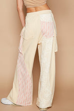 Cargar imagen en el visor de la galería, POL Crochet Contrast Drawstring Wide Leg Pants
