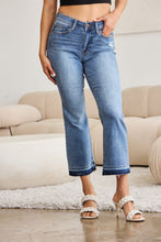 Carregar imagem no visualizador da galeria, Judy Blue Distressed Released Hem Cropped Blue Denim Bootcut Jeans
