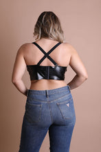 Cargar imagen en el visor de la galería, Leto Plus Size Vegan Leather Longline Bralette
