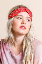 Load image into Gallery viewer, Leto Floral Trailing Vine Twist Headwrap

