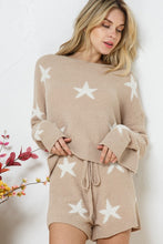 Загрузить изображение в средство просмотра галереи, Soft Long Sleeve Star Print Top and Short Set
