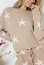 Загрузить изображение в средство просмотра галереи, Soft Long Sleeve Star Print Top and Short Set
