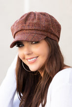 Cargar imagen en el visor de la galería, Ali&#39;s Corner Plaid Newsboy Caps
