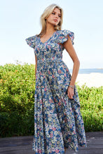 Ladda upp bild till gallerivisning, Davi &amp; Dani Vintage Garden Floral Flutter Sleeve Smocked Dress
