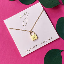 Carregar imagem no visualizador da galeria, Scripted Notes Locket Initial Necklace
