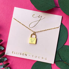 Carregar imagem no visualizador da galeria, Scripted Notes Locket Initial Necklace
