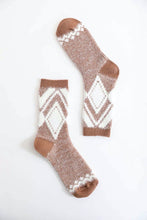 Cargar imagen en el visor de la galería, Faux Mohair Diamond Pattern Socks
