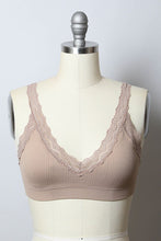 Load image into Gallery viewer, Leto Lace Trim Padded Bralette
