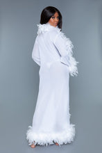 Carregar imagem no visualizador da galeria, BE WICKED Glamour Boa Feather Trim Robe
