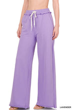 Carregar imagem no visualizador da galeria, French Terry Drawstring Waist Raw Edge Hem Pants
