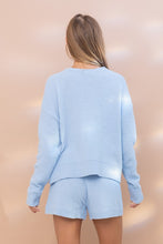 Загрузить изображение в средство просмотра галереи, Blue B Cozy Soft Top with Shorts Loungewear Set
