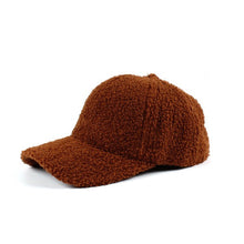 Carregar imagem no visualizador da galeria, Ali&#39;s Corner Boucle Sherpa Teddy Bear Knit Ball Cap
