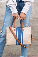 Carica l&#39;immagine nel visualizzatore di Gallery, Canvas Stripe Tote
