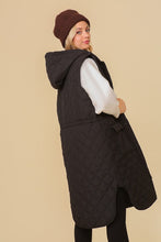 Carica l&#39;immagine nel visualizzatore di Gallery, Oversized Quilted Midi Jacket
