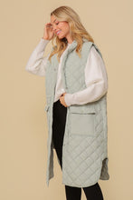 Load image into Gallery viewer, Oversized Quilted Midi Jacket
