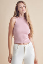 Carregar imagem no visualizador da galeria, Yelete Solid Color Mock Neck Cropped Ribbed Knit Top
