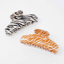 Ladda upp bild till gallerivisning, Ellison and Young Muted Zebra Print Hair Claw
