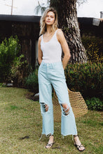 Load image into Gallery viewer, Vervet Iconic 90&quot;s Vintage Cropped Flared Leg Blue Denim Jeans
