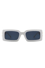 Загрузить изображение в средство просмотра галереи, Cramilo Eyewear Square Flat Top Chain Link Design Sunglasses

