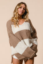 Ladda upp bild till gallerivisning, BiBi Striped Dropped Shoulder Knit Sweater
