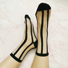 Cargar imagen en el visor de la galería, Chic In Line sheer Socks Set Of 2 Pairs
