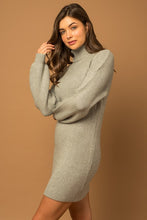 Carregar imagem no visualizador da galeria, Gilli Turtle Neck Balloon Sleeve Sweater Mini Dress
