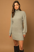 Carregar imagem no visualizador da galeria, Gilli Turtle Neck Balloon Sleeve Sweater Mini Dress
