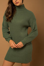 Carregar imagem no visualizador da galeria, Gilli Turtle Neck Balloon Sleeve Sweater Mini Dress
