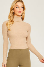 Carregar imagem no visualizador da galeria, Love Tree Solid Ribbed Knit Turtleneck Top
