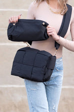 Carregar imagem no visualizador da galeria, Romy Fold-Over Puffer Crossbody Plus Pouch
