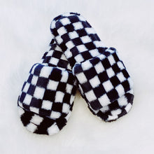 Cargar imagen en el visor de la galería, Ellison and Young Luxe Lounge Checker Cozy Slippers
