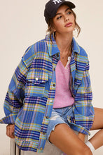 Ladda upp bild till gallerivisning, La Meil Plaid Hailee Shacket
