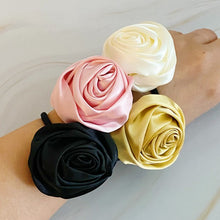 Ladda upp bild till gallerivisning, Hand Picked Satin Rose Hair Tie Set of 4
