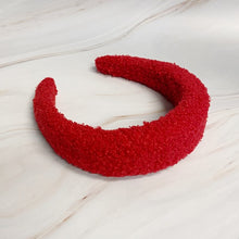 Carregar imagem no visualizador da galeria, Ellison and Young Teddy Cozy Headband
